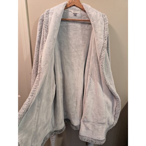 Aerie Ultra Plush Robe in Light Grey - Picture 6 of 7